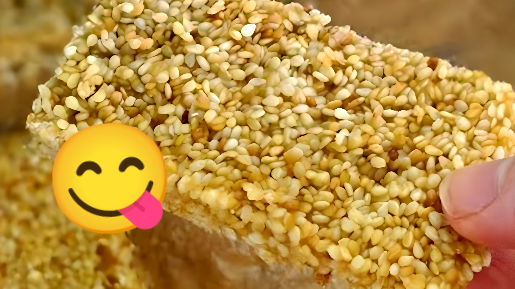 Scopri la ricetta segreta delle barrette ai semi di sesamo che ti conquisteranno! Solo 2 ingredienti, pronte in 1 attimo e solo 130 kcal!