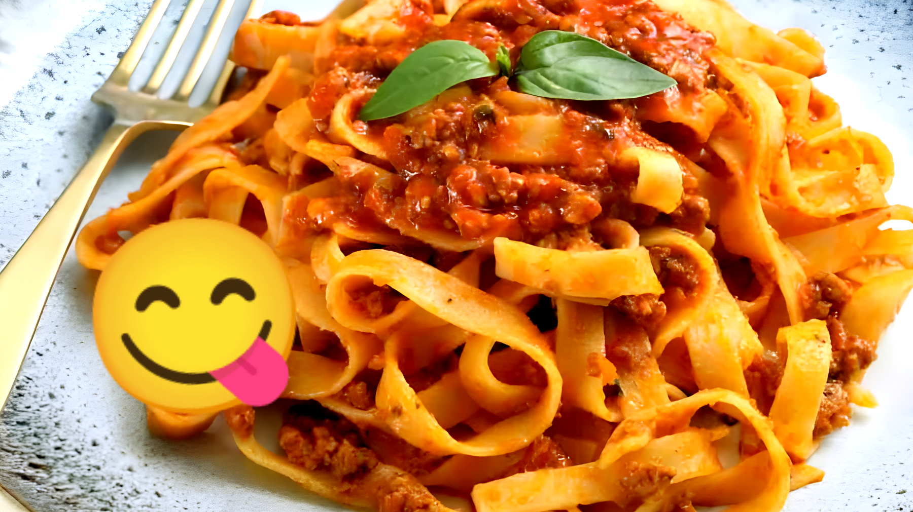 Scopri il segreto del ragù senza carne: ti stupirai del suo sapore irresistibile!